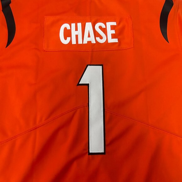 NFL Jamarr Chase Cincinnati Bengals Nike Dri Fit #1 Jersey - Picture 2 of 7